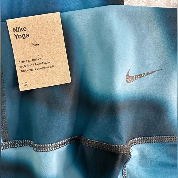 NWT Nike Yoga Tight Fit High Rise 7/8 Length Leggings (S) - Picture 6 of 6